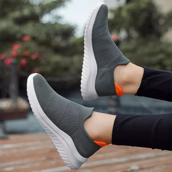 slip on shoes, slip on sneakers, mesh shoes, breathable shoes, mesh sneakers, breathable sneakers